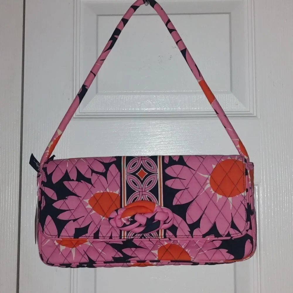 Vera Bradley Knot Just a Clutch Loves Me Retired Limited Edition NWT